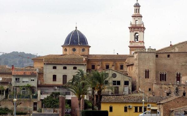 Un pueblo valenciano reprobará al cura “por sus discursos de odio” desde el púlpito