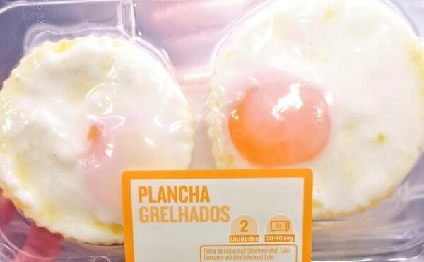 Huevos fritos envasados: el hilarante producto que causa furor en redes