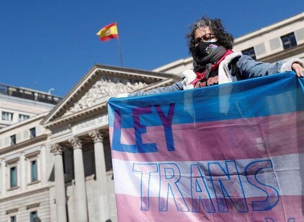 La ley trans empieza su sprint final a toda velocidad sin señales de pacto PSOE-Podemos