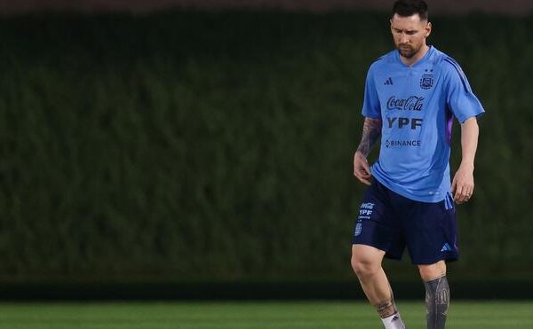 Messi, otra vez al margen del grupo con Argentina