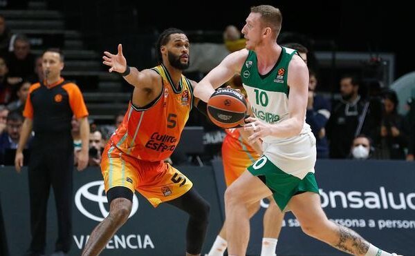 El Valencia se atasca ante Zalgiris