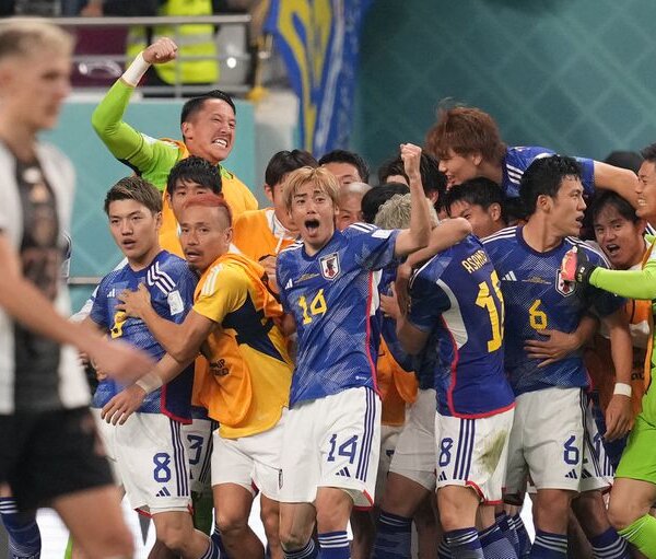 Japón le ganó a Alemania con dos goles de futbolistas que juegan en la Bundesliga y sorprendió a todos en el Mundial Qatar 2022