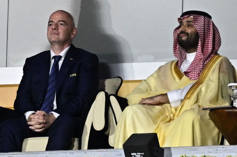 Mundial de Qatar 2022: con un inesperado triunfo ante Argentina y el poder del petróleo, el polémico príncipe saudita Mohammed ben Salman gana protagonismo
