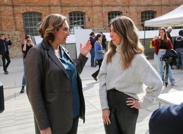 La estudiante a la que Colau hizo llorar: “Le pregunté por su ropa como comunicación no verbal en política”