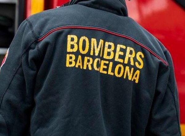 Muere un hombre en el incendio de un hotel del centro de Barcelona