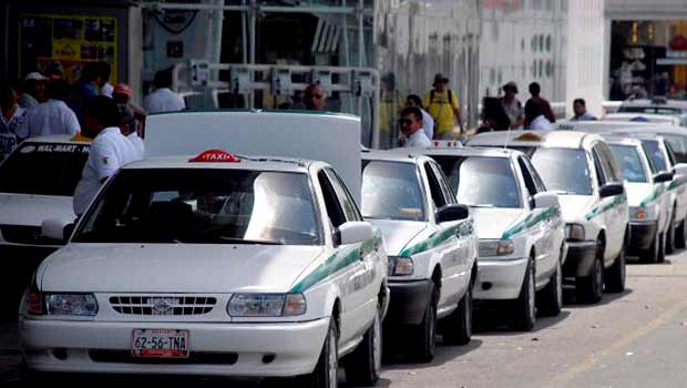 Cancún: piden a Movilidad que inicie sanciones a taxistas violentos