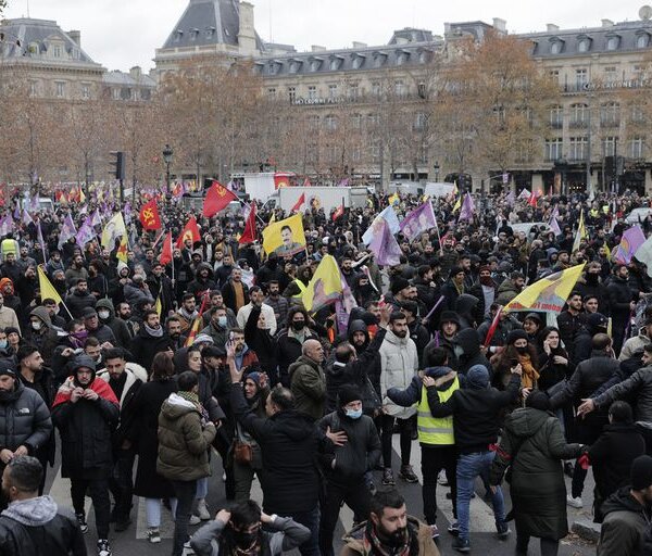 El tirador reveló el motivo del ataque en París que provocó una ola de protestas en la ciudad