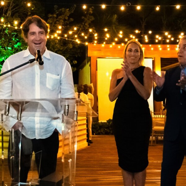 Hoteleros de La Romana-Bayahibe premian labor centenaria del Central Romana