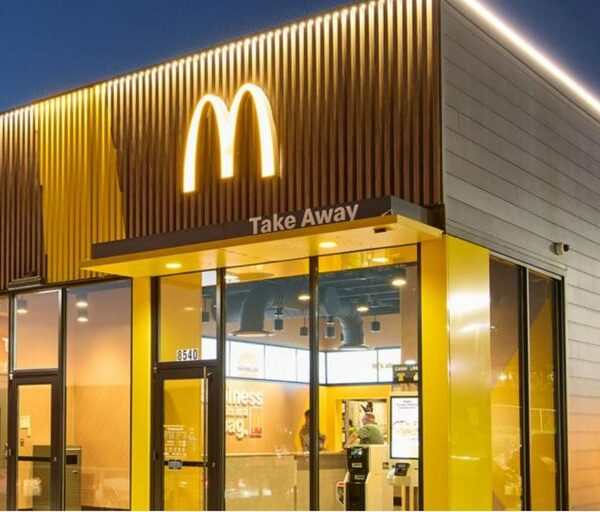 Así son los nuevos McDonald’s sin trabajadores: “¿Qué está pasando?”