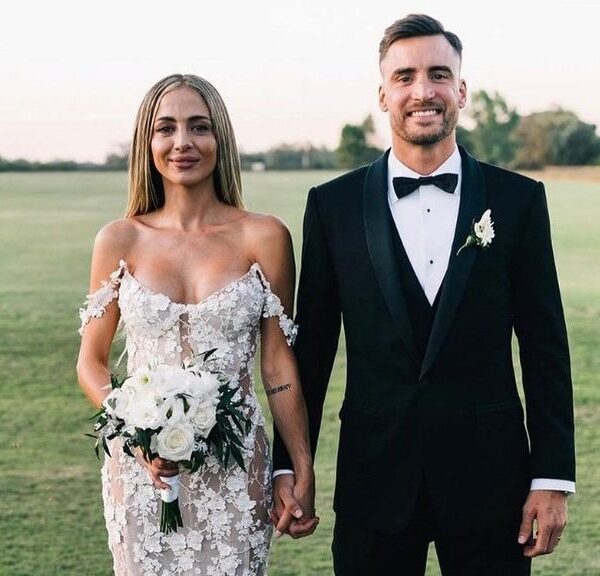 El lateral de la Selección, Nicolás Tagliafico, se casó con Carolina Calvagni en una exclusiva fiesta organizada por Claudia Villafañe