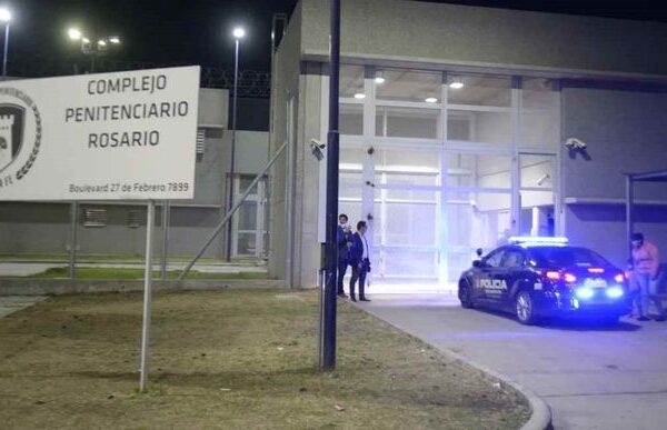 Rosario: atacaron a tiros el frente de un canal de televisión y una cárcel de la ciudad