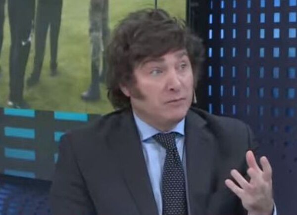 Javier Milei: “El dólar no tiene techo porque el peso no tiene piso”