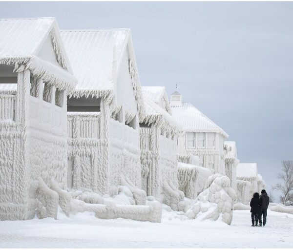 El pueblo que se congeló entero en Canadá por la tormenta invernal Elliot