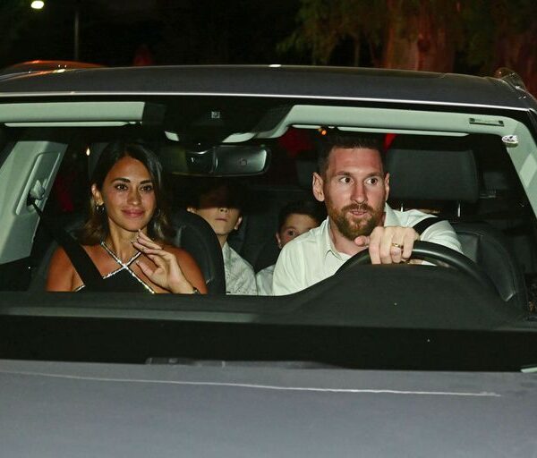La fiesta de Messi en Rosario: cercaron el casino City Center para recibir grandes figuras del fútbol