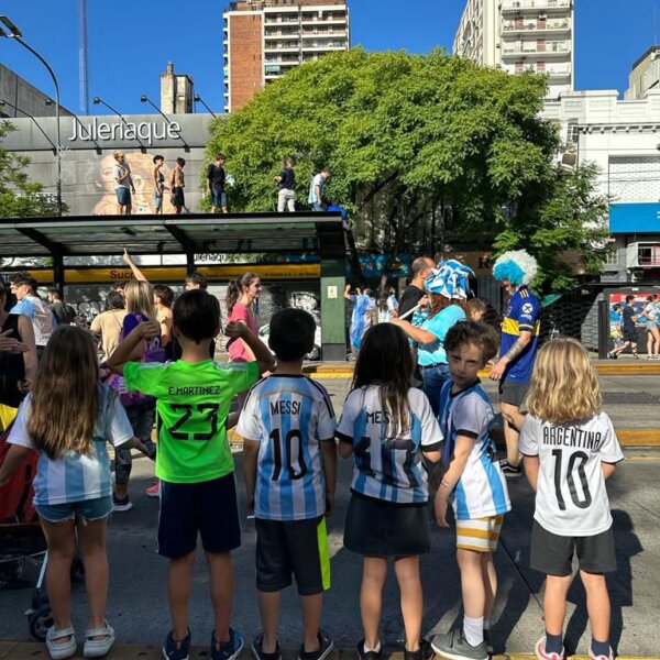 La felicidad única de nuestros hijos