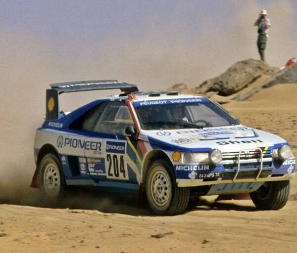 Historias del Dakar. La misteriosa desaparición del auto de Ari Vatanen en la carrera de 1988