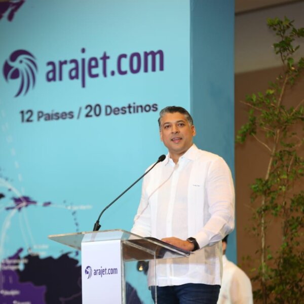 «Al plan de negocio de Arajet le ayuda ser parte del fondo Bain Capital»