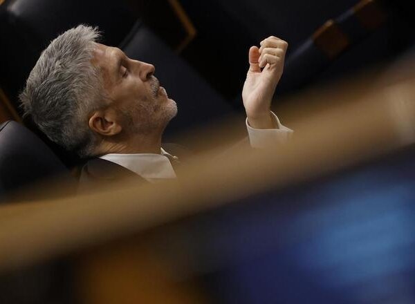 El Gobierno deja al descubierto en el Congreso sus dos flancos débiles: Montero y Marlaska