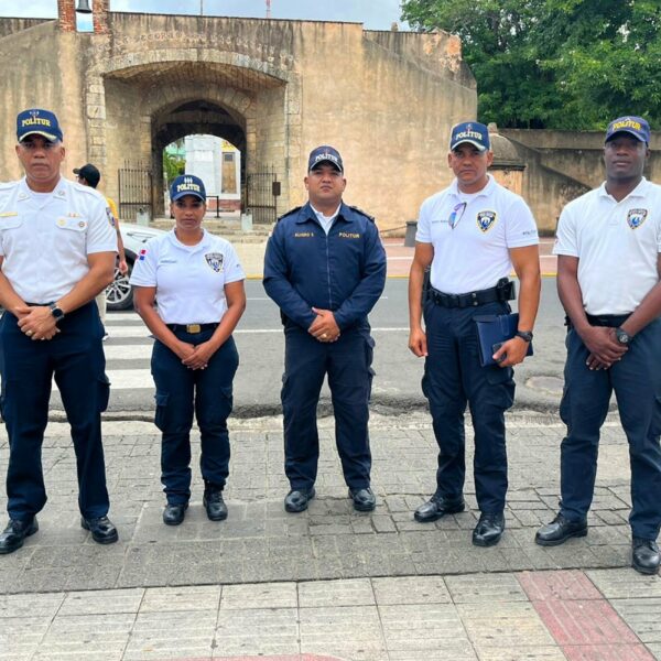 Politur garantiza seguridad en la Ciudad Colonial con más de 200 agentes