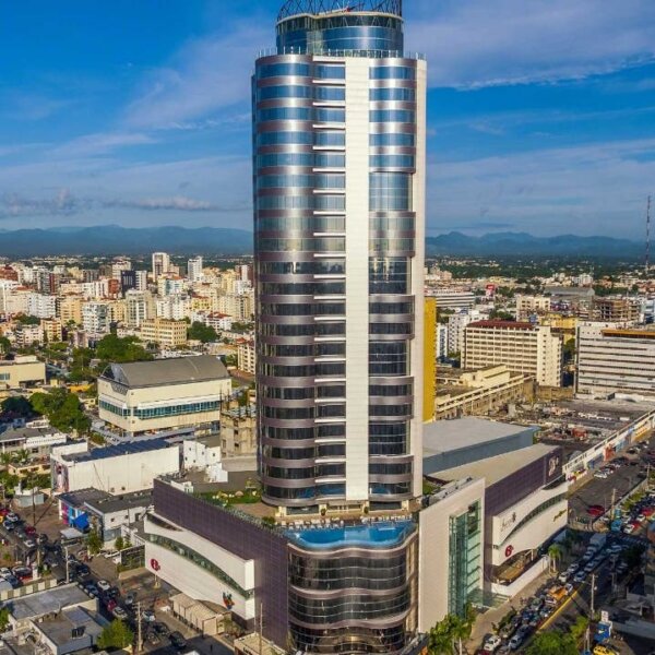 Firma de inversión Excel propone expansion de oferta turisística en SD