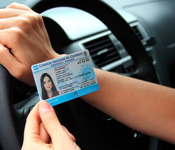 Licencia de conducir vencida, scoring y VTV: todas las respuestas para tener unas vacaciones sin problemas