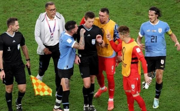 Giménez recibe cuatro partidos de sanción tras los incidentes ante Ghana