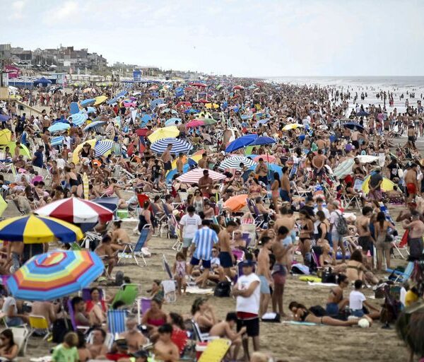 En Pinamar, la segunda quincena arrancó con récord de turistas y una ocupación del 99%