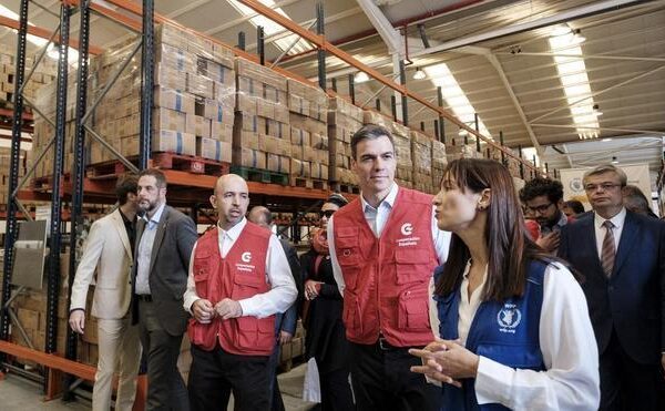 Sánchez anuncia en su visita a Gran Canaria un plan de choque de 14,4 millones contra la crisis alimentaria en África