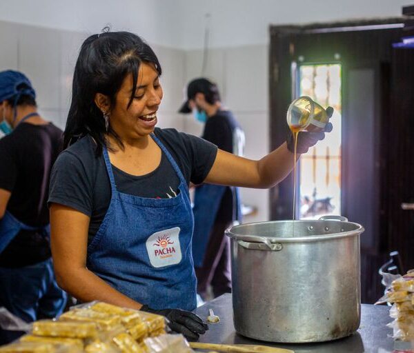 Inversiones: cómo son los nuevos bonos que ayudan a financiar actividades con impacto social y ambiental