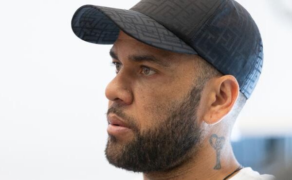 Alves en prisión: “Aceptaré lo que venga”