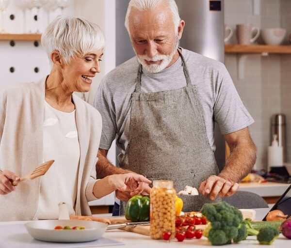 Mayores de 60: los sí y los no de una alimentación saludable