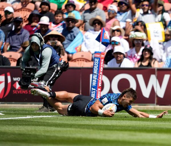 Pumas 7s dio un golpe en el tablero: venció a Fiji en el Seven de Hamilton y es semifinalista