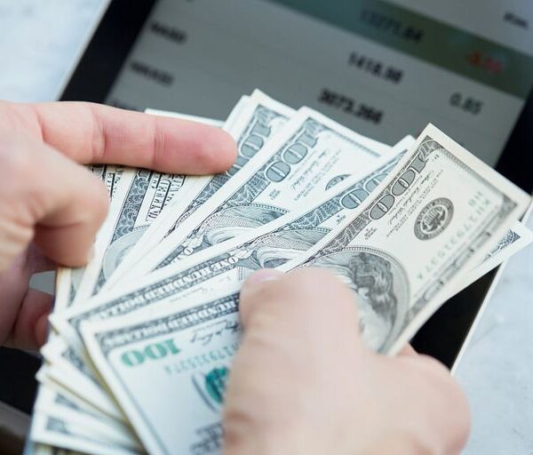 Dólar blue hoy: a cuánto cotiza el lunes 30 de enero