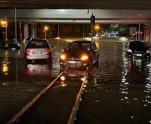 Las inundaciones en Nueva Zelanda dejan al menos tres muertos y un desaparecido