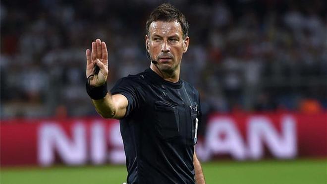 Clattenburg, obligado a huir de Egipto tras recibir amenazas