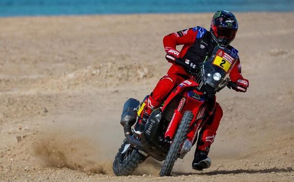 Brabec gana tras las sanciones, Barreda repite cuarto y el campeón Sunderland abandona