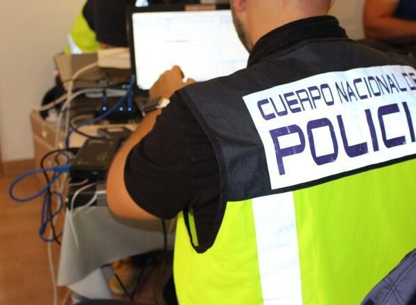 Detenidos 25 delincuentes entre Cádiz, Málaga y Barcelona por estafar más de 350.000 euros en dos meses