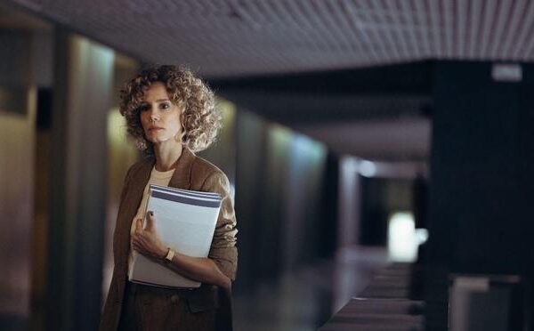 Esther Acebo: “Da mucho miedo esa persona de apariencia dulce que luego es una cabrona”