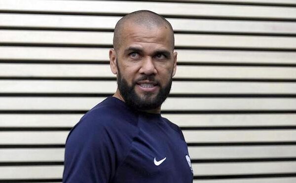 Así es la “Distorsión narrativa”, la clave de la defensa de Dani Alves