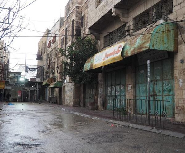 Viaje a Hebrón, la ciudad palestina donde se muere antes de nacer