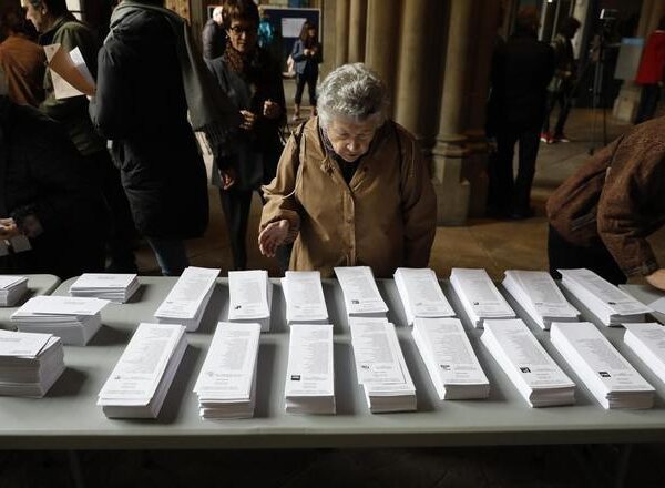 El PSOE, obligado a calentar el año por la desmovilización de sus votantes: el 35% no decidirá hasta la campaña