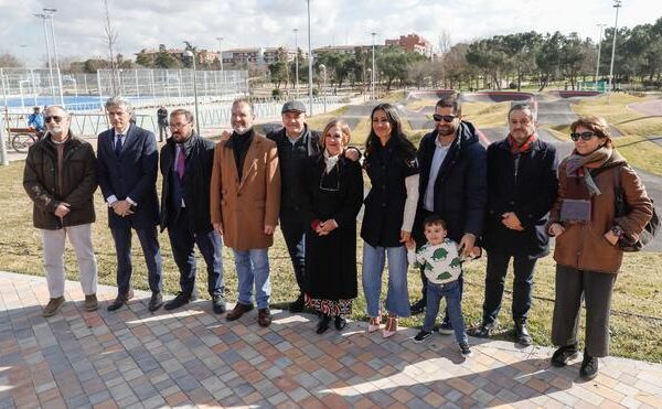 Villacís inaugura el nuevo jardín de Carlos Matallanas, “uno de los parques más bonitos de Madrid”
