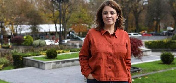 Así cocinó Adriana Lastra el menú para mejorar la relación con Moncloa