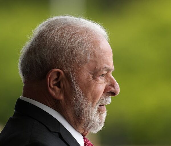 Lula da Silva, entre la incertidumbre por la economía y el foco en borrar el legado de Bolsonaro