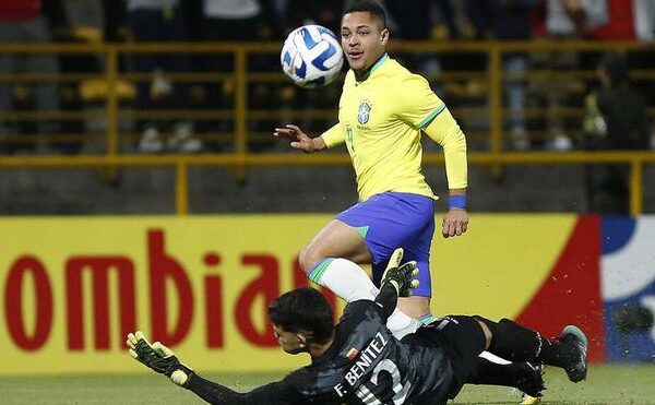 Vitor Roque a por el récord de Neymar Jr.