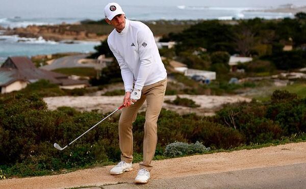 Kitayama lidera en Pebble Beach y Bale y Gasol tienen opciones en el Pro-Am