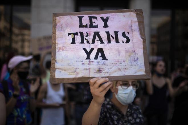 Dos correcciones del Senado retrasarán al menos un par de semanas la entrada en vigor de la ley trans