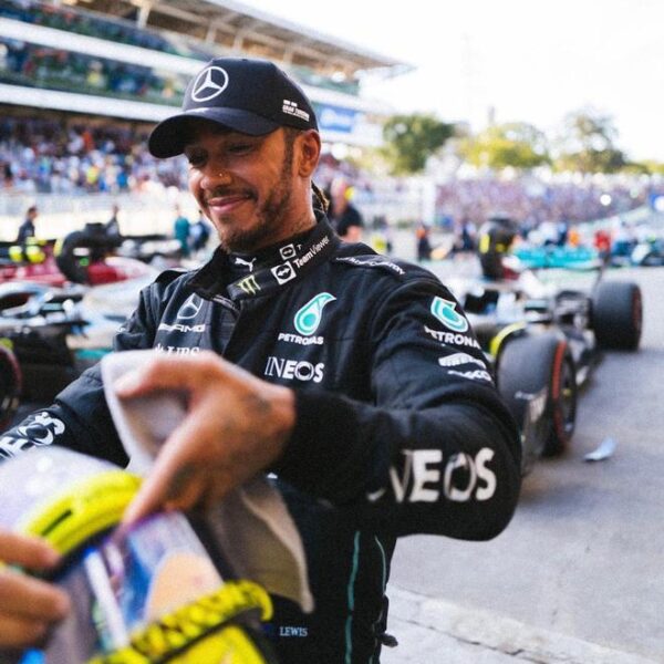 Lewis Hamilton insinúa su retirada
