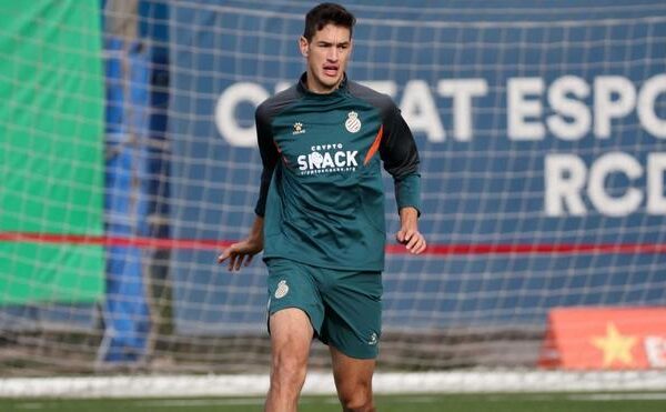 César Montes apunta a llegar a tiempo contra el Mallorca