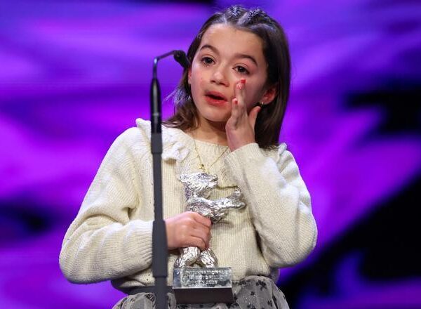 ‘Roter Himmel’ triunfa en la Berlinale y la niña Sofía Otero gana el premio a la mejor interpretación